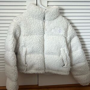 northface women’s white puffer